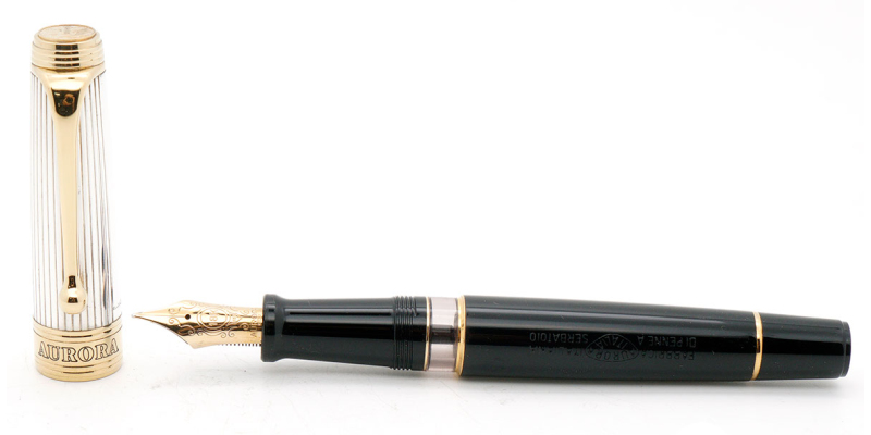 Aurora Ultima Lira fountain pen