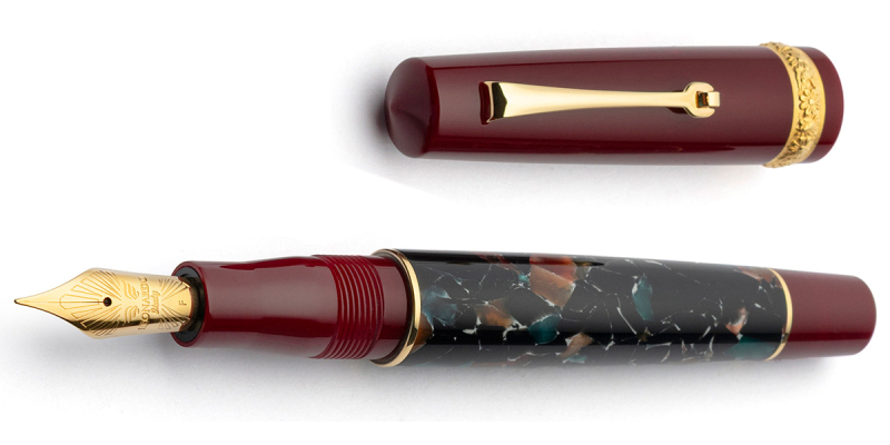 Dolcevita Momento Zero Marmo Pompei gold trim fountain pen