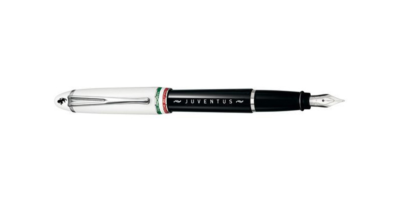 Aurora Ipsilon exclusive Juventus fountain pen
