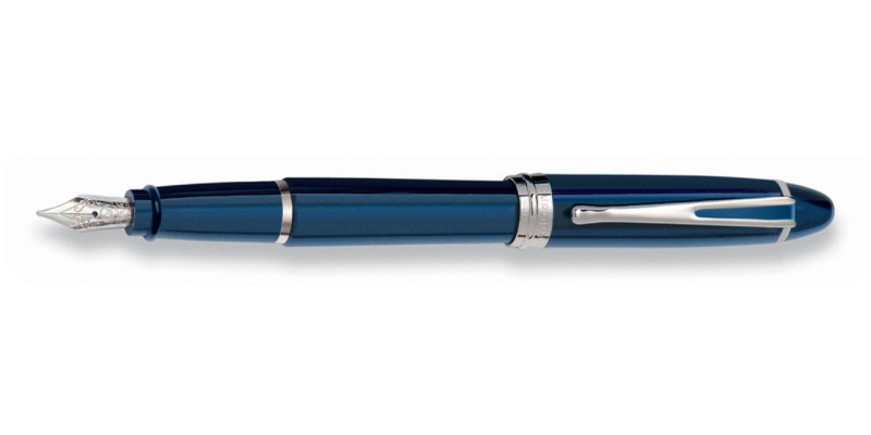 Aurora Ipsilon deluxe blue fountain pen
