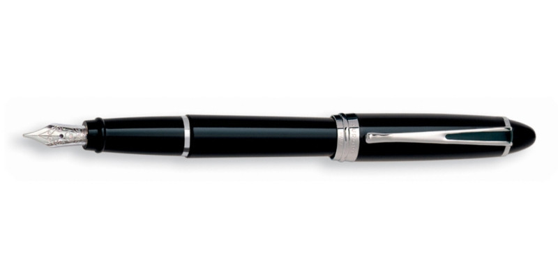 Aurora Ipsilon deluxe black chrome trim fountain pen