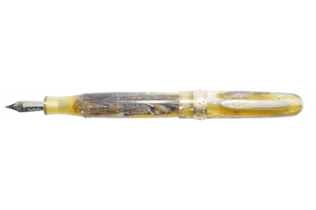 Stipula Etruria Magnifica propolis fountain pen 