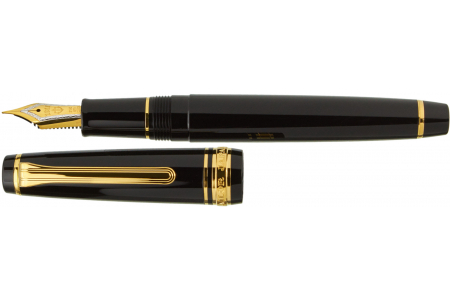 Sailor Professional Gear black gold trim fountain pen 