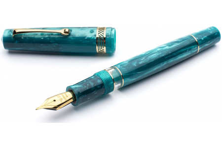 Leonardo Officina Italiana Momento Magico Emerald gold trim fountain pen 