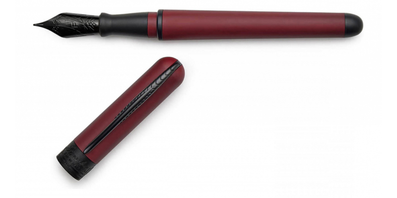 Pineider Avatar UR Matt Black Cherry fountain pen