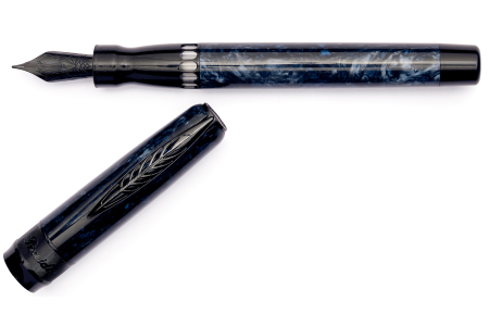 Pineider La Grande Bellezza Rock blue fountain pen