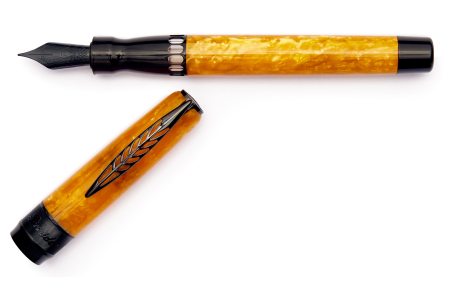 Pineider La Grande Bellezza Rock yellow fountain pen 