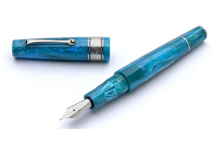 Leonardo Officina Italiana Supernova Star Light Blue rhodium trim fountain pen 