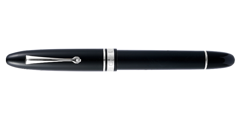 Omas Ogiva Black rhoudium trim fountain pen