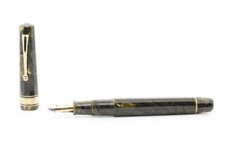 Omas New Old Stock Paragon Saft Green Gold Trim celluloid fountain pen