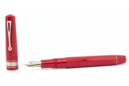 Omas New Old Stock Arte Italiana Art Déco Paragon red fountain pen