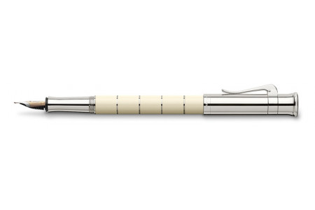 Graf von Faber-Castell Classic Anello Ivory fountain pen Graf von Faber-Castell Classic Anello Ivory stilografica